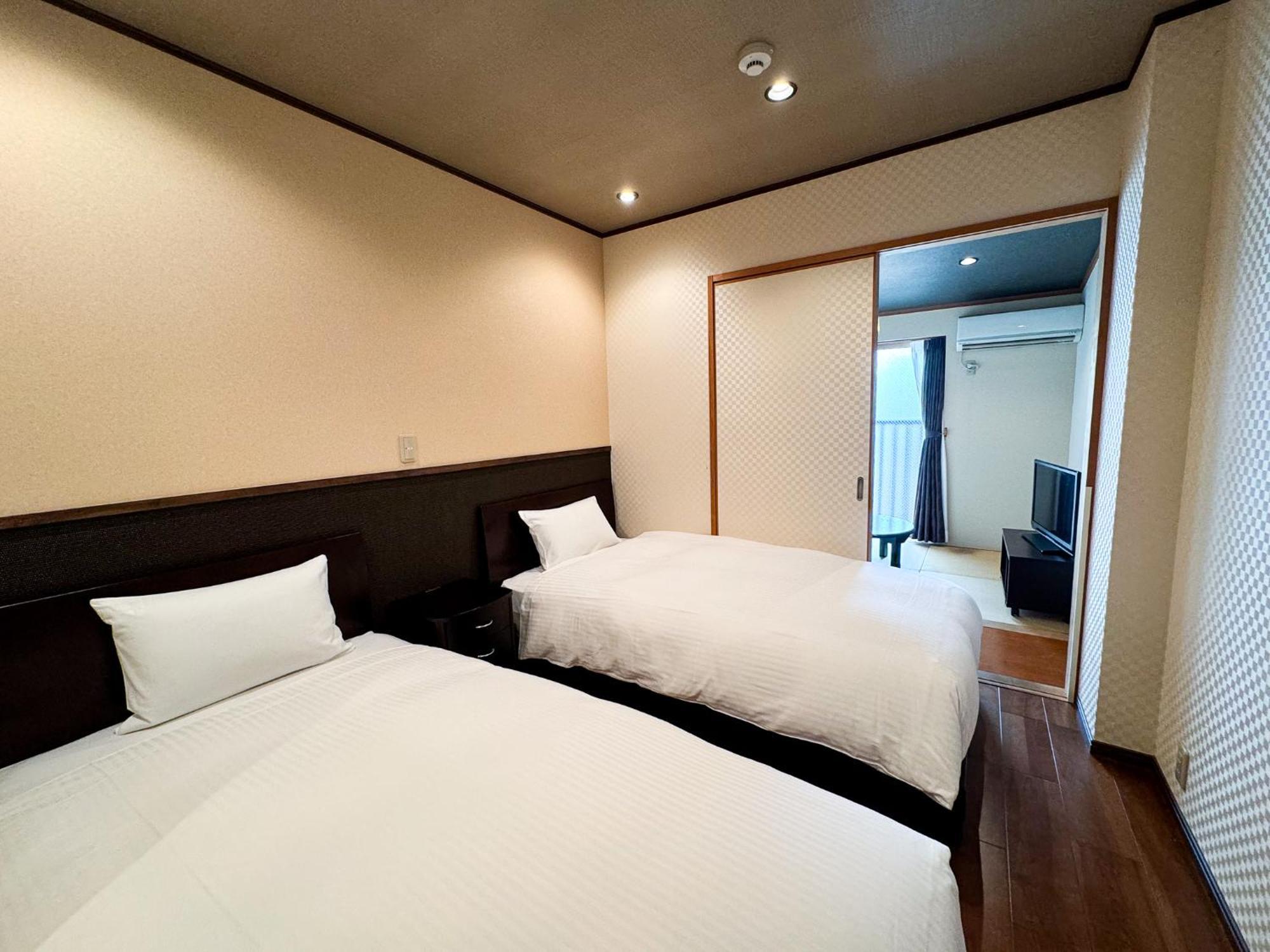 Rinn Hostel Miyagawacho Киото Экстерьер фото